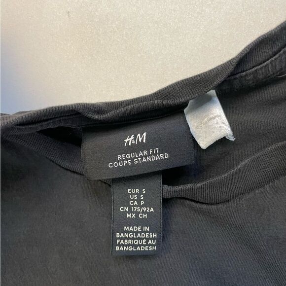 H&M Nirvana Graphic T-shirt Women Small Black Short Sleeve Music - Picture 4 of 5